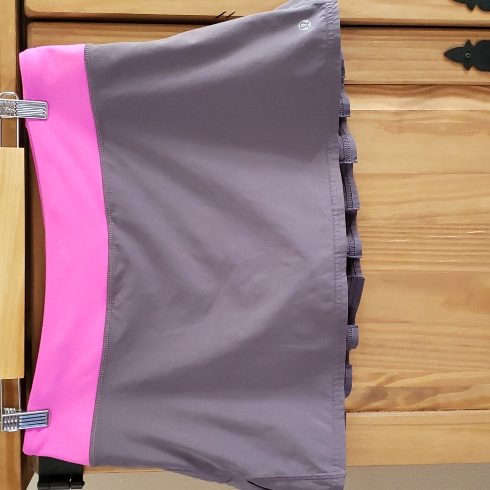 Lululemon skirt (skort)